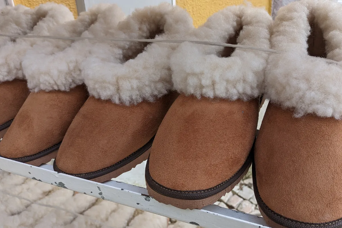 ムートンブーツクリーニングの料金相場